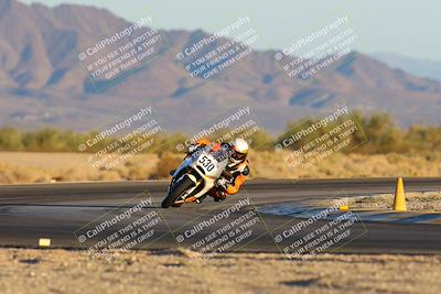 media/Nov-17-2024-CVMA (Sun) [[1fec520723]]/Race 18-Supersport Middleweight/